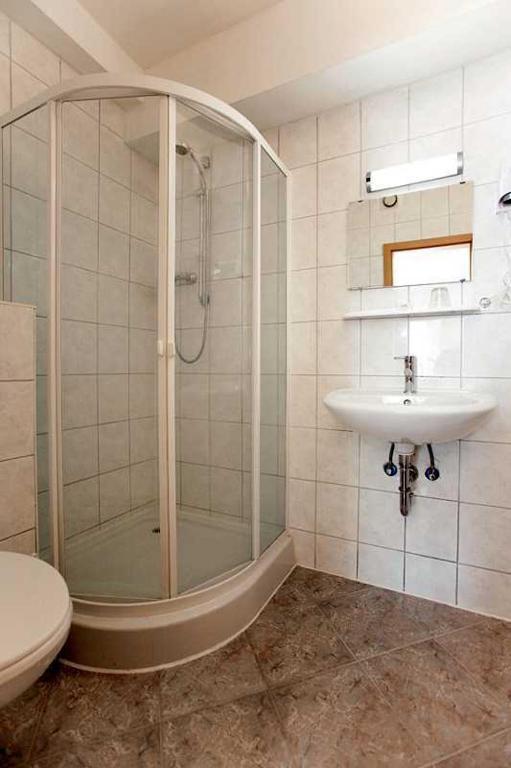 Hotel Jasmin Pforzheim Ruang foto